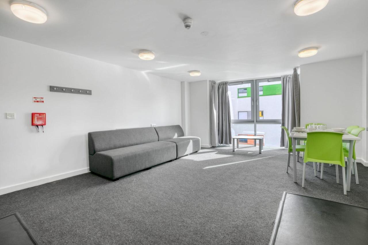 Bright & Central Room In Luton, Sleeps 2 Luton  Exterior foto